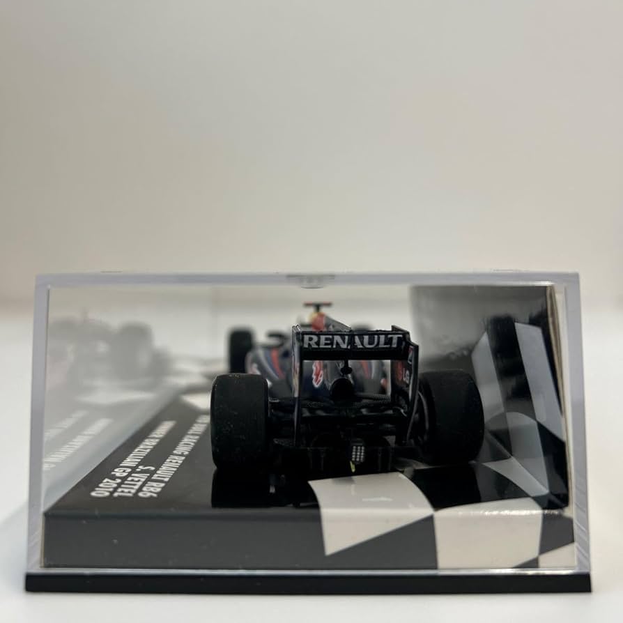 MINICHAMPS RB6 セバスチャン・ベッテル 2010 Amazon | 1/43 F1 2010 レッドブル・レーシング ルノー RB6